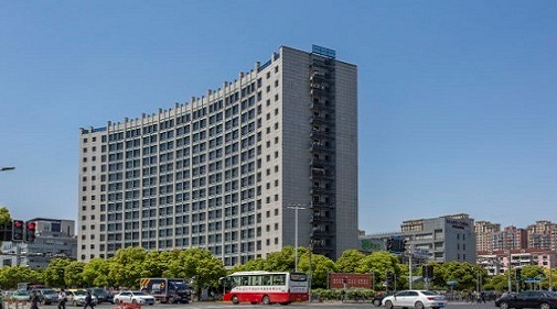 上海民潤(rùn)大廈：高性?xún)r(jià)比辦公空間，助力企業(yè)穩(wěn)健發(fā)展