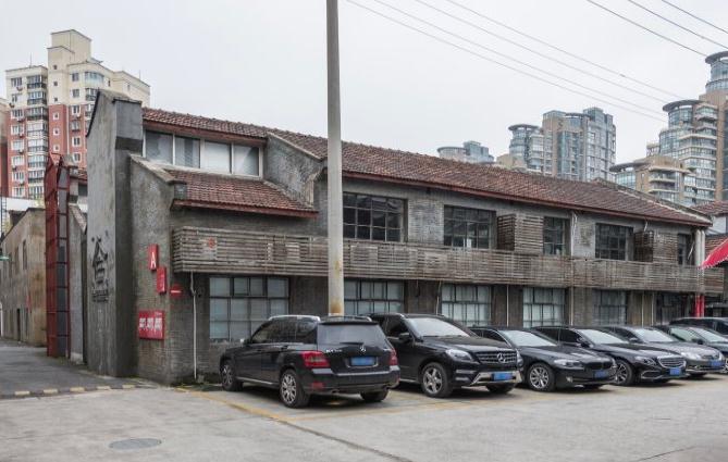 上海E倉創(chuàng)意中心：后工業(yè)美學(xué)，宜昌路辦公新選擇