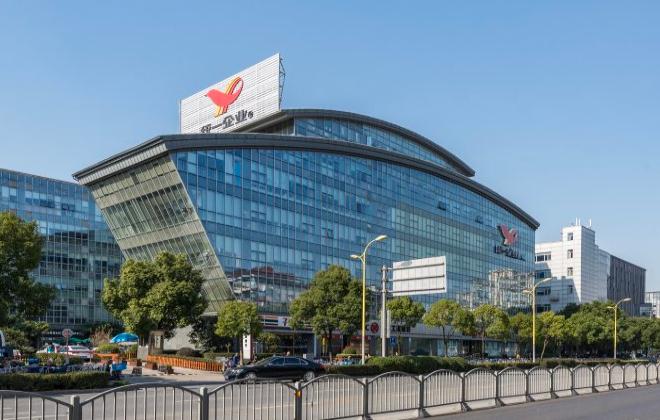 上海統(tǒng)一企業(yè)廣場：地鐵2號線旁，交通便捷無憂